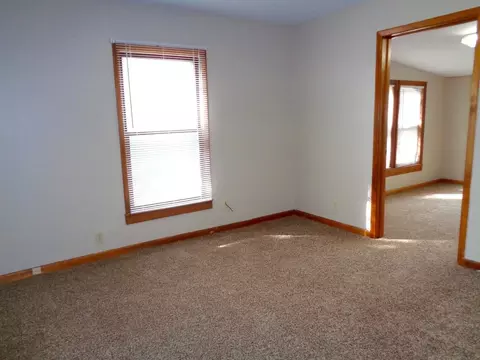 1723 N Holyoke Ave, Wichita, KS 67208