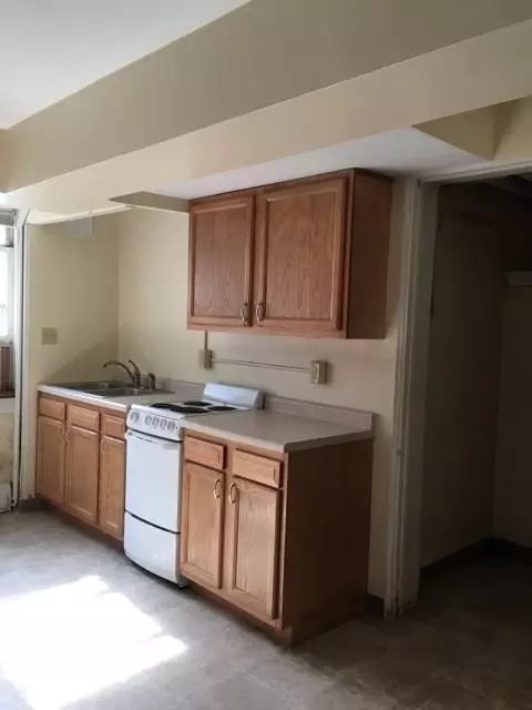 705 W Main St, Urbana, IL 61801