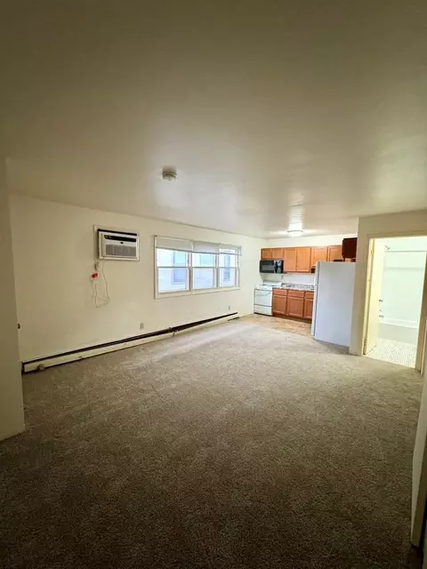643 E Johnson St, Madison, WI 53703 photo 2