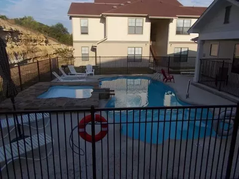 5071 Fm 2673, Canyon Lake, TX 78133