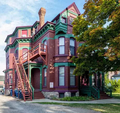 320 S Division St, Ann Arbor, MI 48104