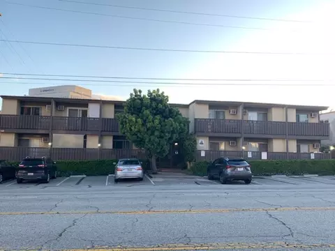 861 Bringham Ave, Los Angeles, CA 90049