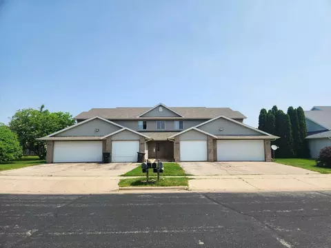 621 Nygaard St, Stoughton, WI 53589