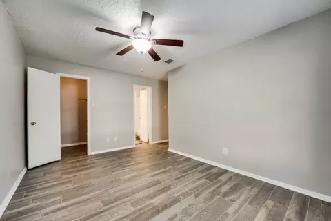396 E Southwest Pkwy, Lewisville, TX 75067 photo 21
