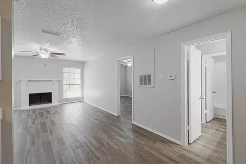 396 E Southwest Pkwy, Lewisville, TX 75067 photo 37