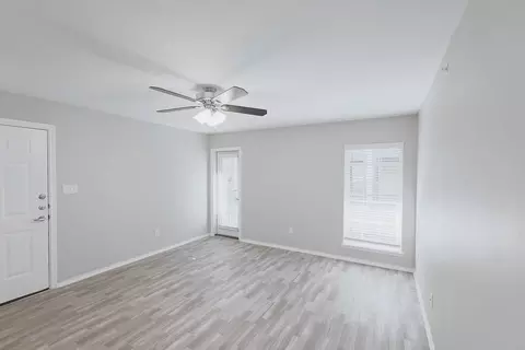 396 E Southwest Pkwy, Lewisville, TX 75067 photo 8