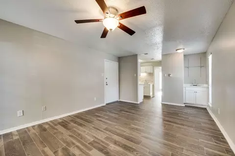 396 E Southwest Pkwy, Lewisville, TX 75067 photo 23