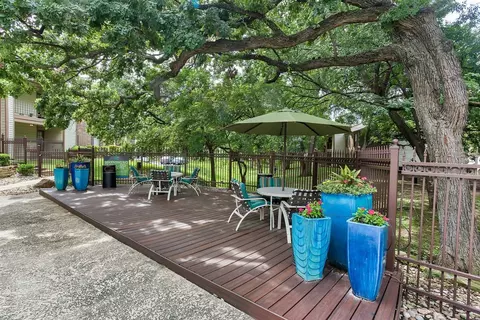 396 E Southwest Pkwy, Lewisville, TX 75067 photo 33