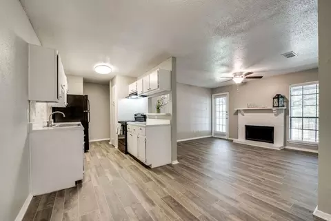 396 E Southwest Pkwy, Lewisville, TX 75067 photo 20