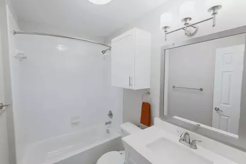 396 E Southwest Pkwy, Lewisville, TX 75067 photo 9