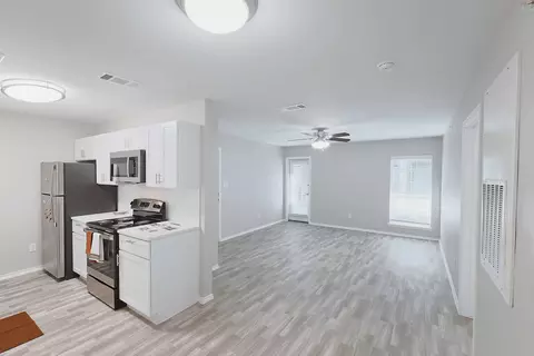396 E Southwest Pkwy, Lewisville, TX 75067 photo 7