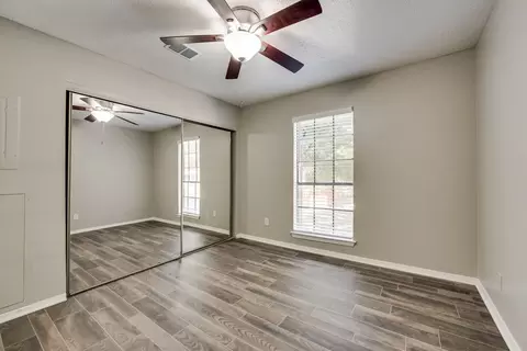 396 E Southwest Pkwy, Lewisville, TX 75067 photo 22