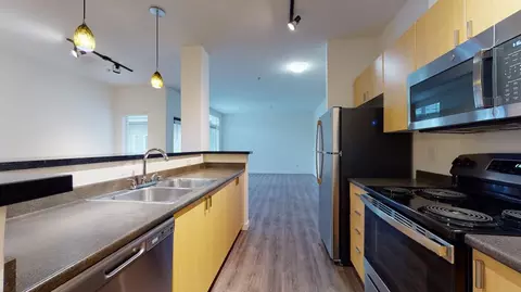 2201 4th Ave, Seattle, WA 98121 photo 2