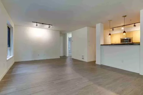 2201 4th Ave, Seattle, WA 98121 photo 10