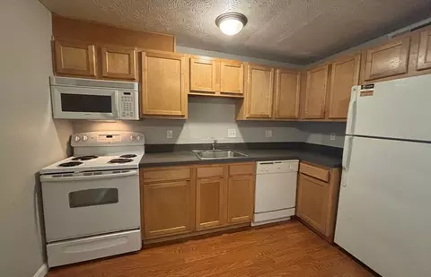 525 Lowell Ave, Cincinnati, OH 45220 photo 9