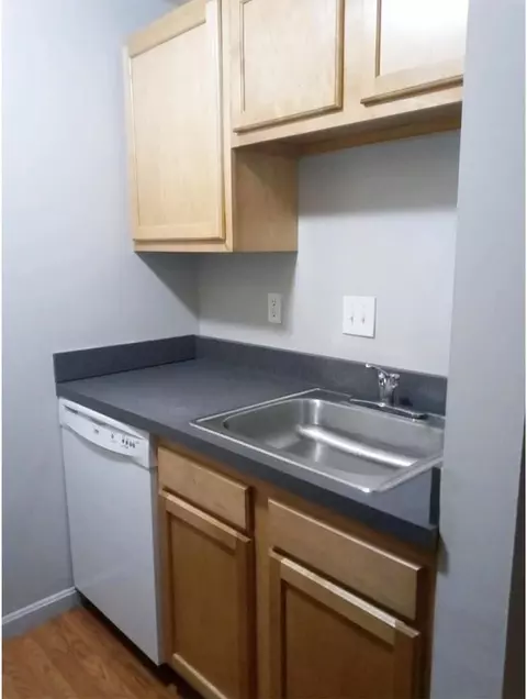 525 Lowell Ave, Cincinnati, OH 45220