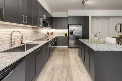 855 Central Ave, Saint Petersburg, FL 33701 photo 21
