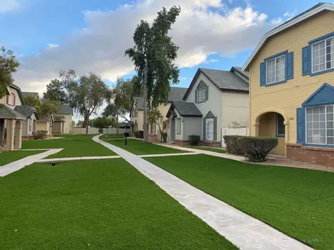 2381 23252333 2341 2357 2365 2373 2381 West Garden Dr, Tempe, AZ 85282
