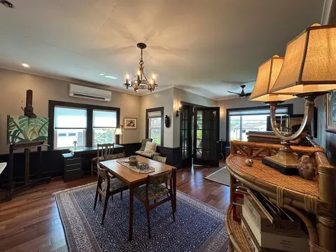 2114 Wilder Ave, Honolulu, HI 96822