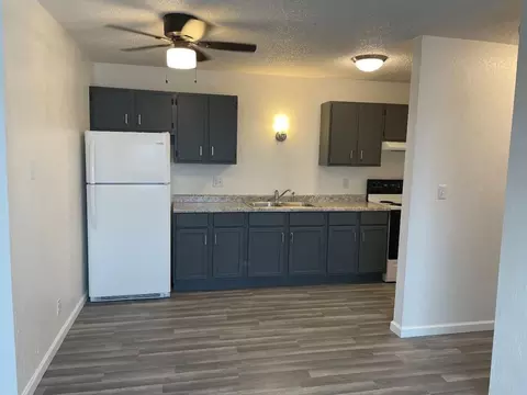 109 101109 S Teton Dr, Brandon, SD 57005