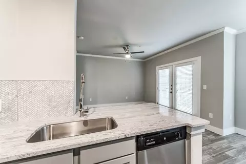 9701 Meyer Forest Dr, Houston, TX 77096 photo 18