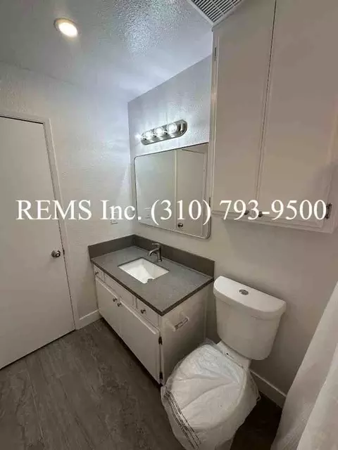 16903 S Vermont Ave, Gardena, CA 90247 photo 9