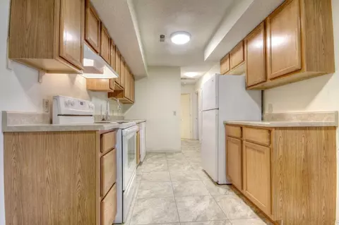 1901 Karen Ct, Champaign, IL 61822