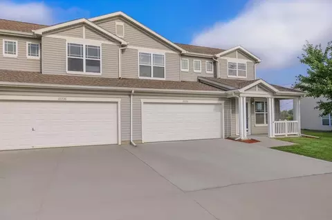 3116 Lockbourne Dr, Bellevue, NE 68123