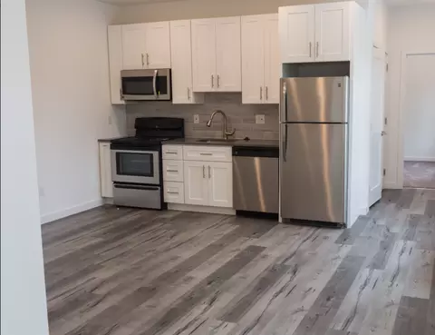 1629 W Girard Ave, Philadelphia, PA 19130