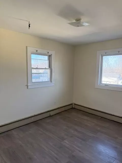 181 South St, Claremont, NH 03743