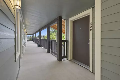 6355 SE 92nd Ave, Portland, OR 97266