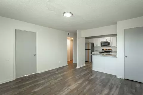 127 Goodson Ave, Chattanooga, TN 37405 photo 2