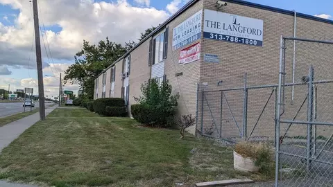 16800 Telegraph Rd, Detroit, MI 48219