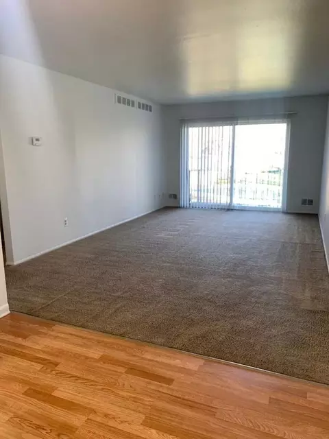 2756 Golfside Dr, Ann Arbor, MI 48108