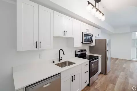 14337 32nd Ave NE, Seattle, WA 98125