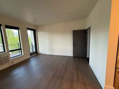 707 Victory Ln, Whitefish, MT 59937