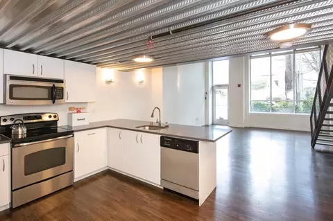 845 NE 66th St, Seattle, WA 98115