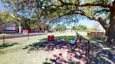 2305 Windsprint Way, Arlington, TX 76014 photo 35