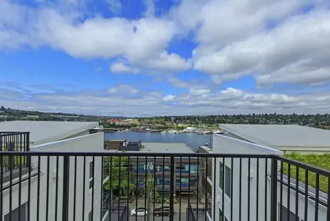 2820 Eastlake Ave E, Seattle, WA 98102