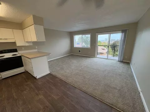 1402 SW Hall St, Portland, OR 97201