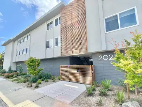 202 Samson St, Redwood City, CA 94063