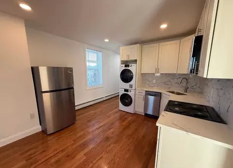 117 Orleans St, Boston, MA 02128