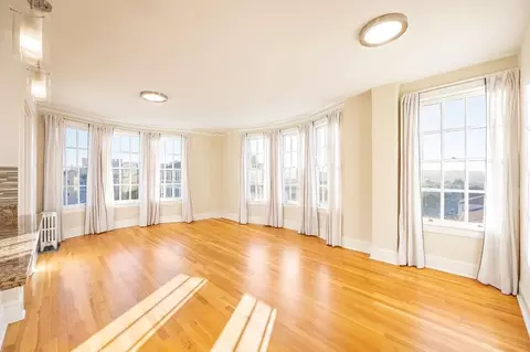 990 Bay St, San Francisco, CA 94109