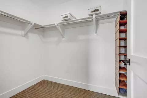 1168 S Barrington Ave, Los Angeles, CA 90049