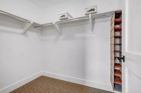 1168 S Barrington Ave, Los Angeles, CA 90049
