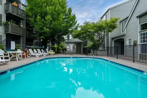 20454 NE Sandy Blvd, Fairview, OR 97024 photo 14