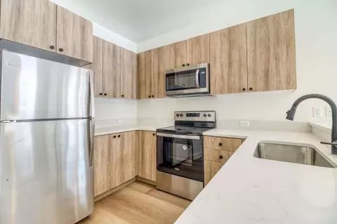 2611 NE West Devils Lake Rd, Lincoln City, OR 97367