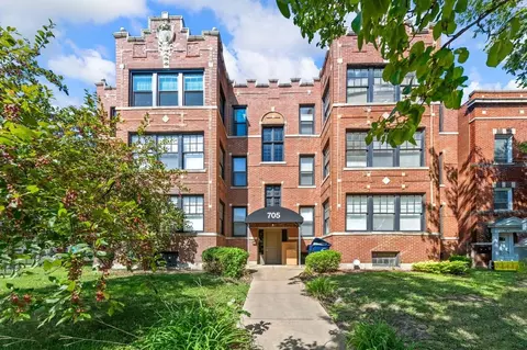 705 Interdrive, University City, MO 63130