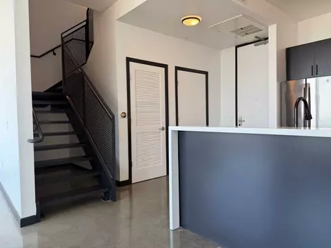 100 Long Beach Blvd, Long Beach, CA 90802 photo 2