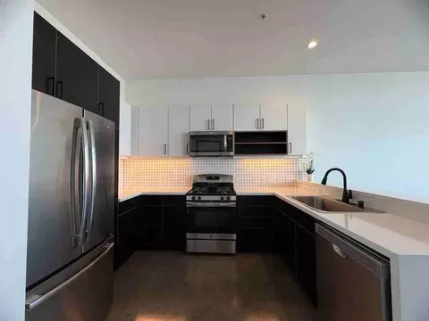100 Long Beach Blvd, Long Beach, CA 90802 photo 3